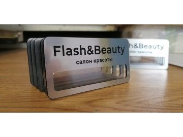 Партия бейджей «Flash&Beauty — бейджи Уфа — типография НеоШтамп